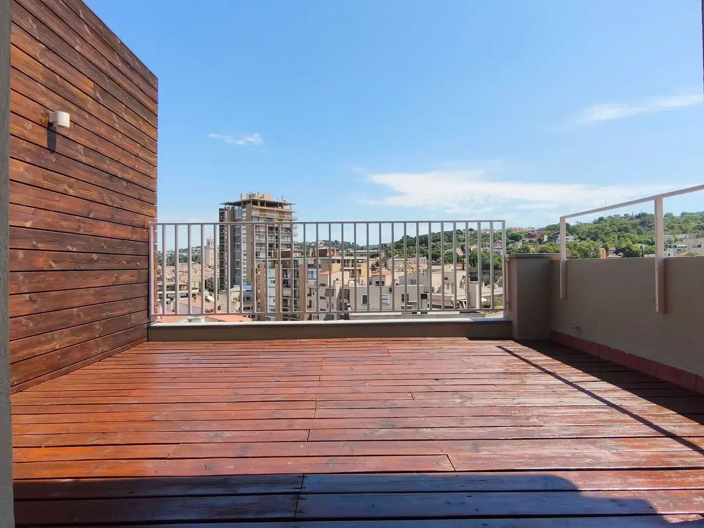 Terrace of Attic for rent in Girona  with Air Conditioner, Heating and Terrace