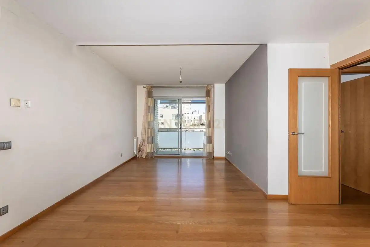 Sala de estar de Apartamento en venta en Badalona con Jardín privado, Piscina y Balcón