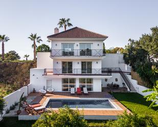 Exterior view of House or chalet for sale in Estepona  with Air Conditioner, Private garden and Terrace