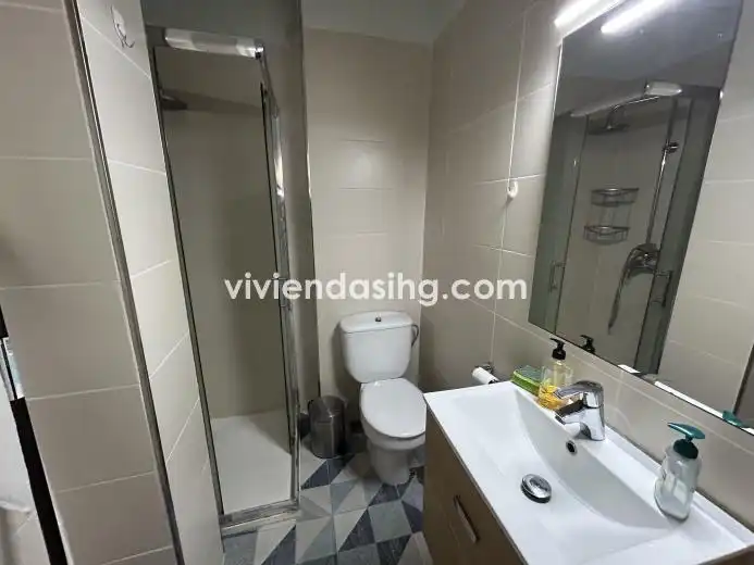 Bany de Estudi de lloguer en Puerto de la Cruz amb Parquet, Terrassa i Moblat