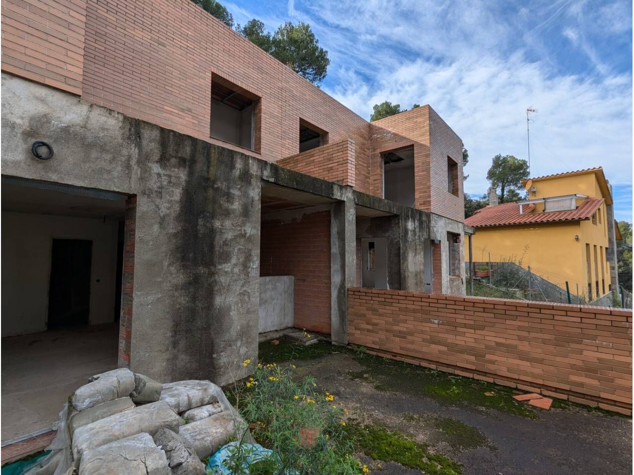 Exterior view of House or chalet for sale in Castellar del Vallès