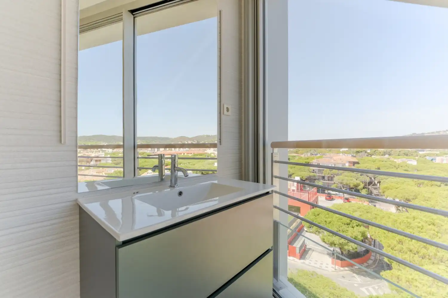 Neubau-Penthouse mit Pool zum Verkauf in Passeig Marítim 100, imagen 20