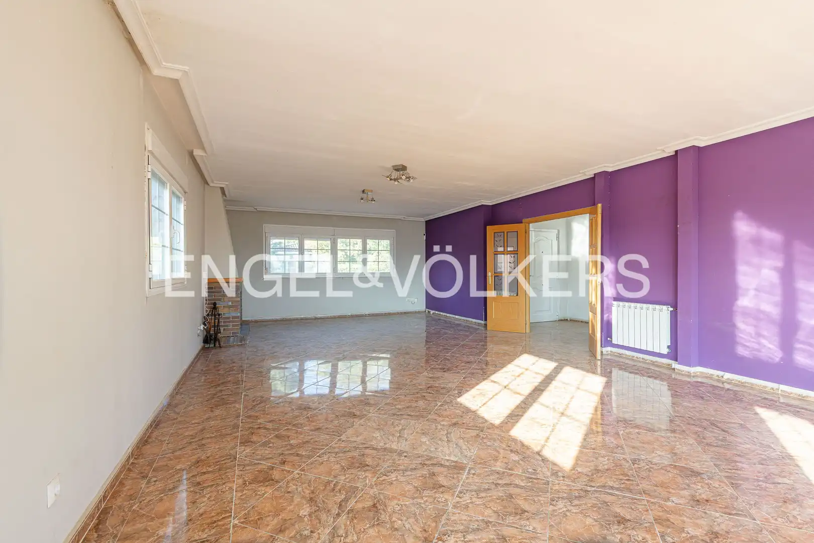 Casa con piscina en venta en Urbanizaciones, imagen 6
