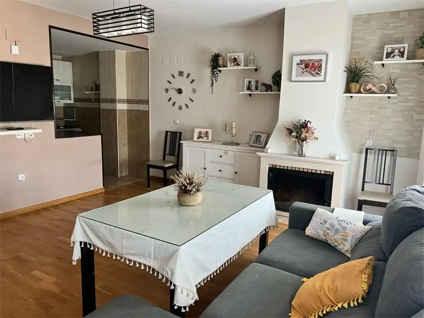 Sala de estar de Piso en venta en Fuenteheridos con Parquet y Balcón