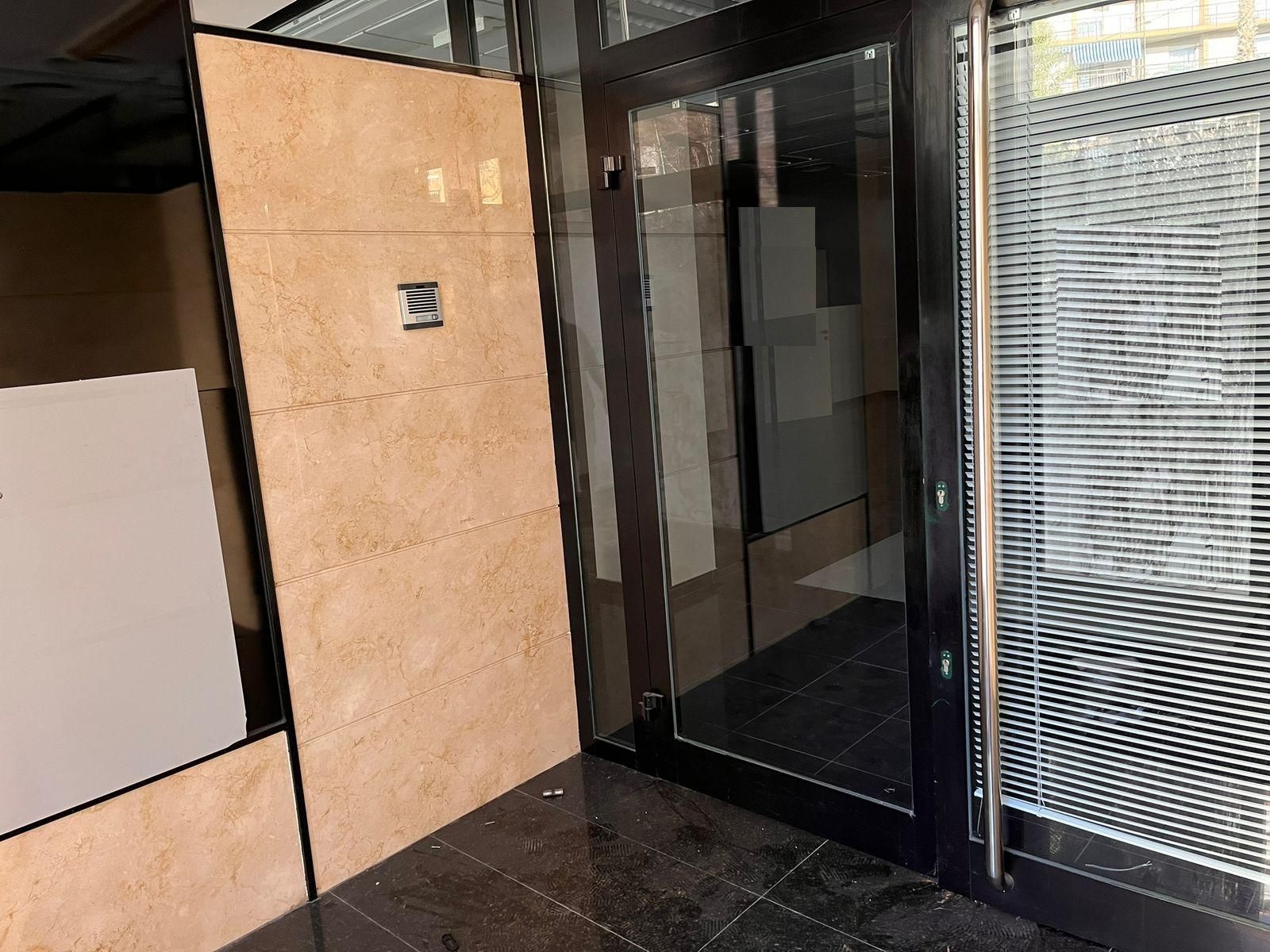 Premises for sale in Villajoyosa / La Vila Joiosa  with Air Conditioner