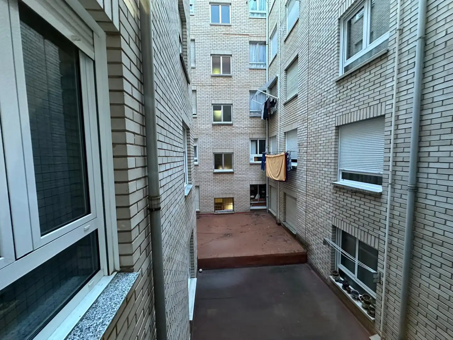 Terrassa de Pis en venda en Oviedo  amb Calefacció, Parquet i Traster