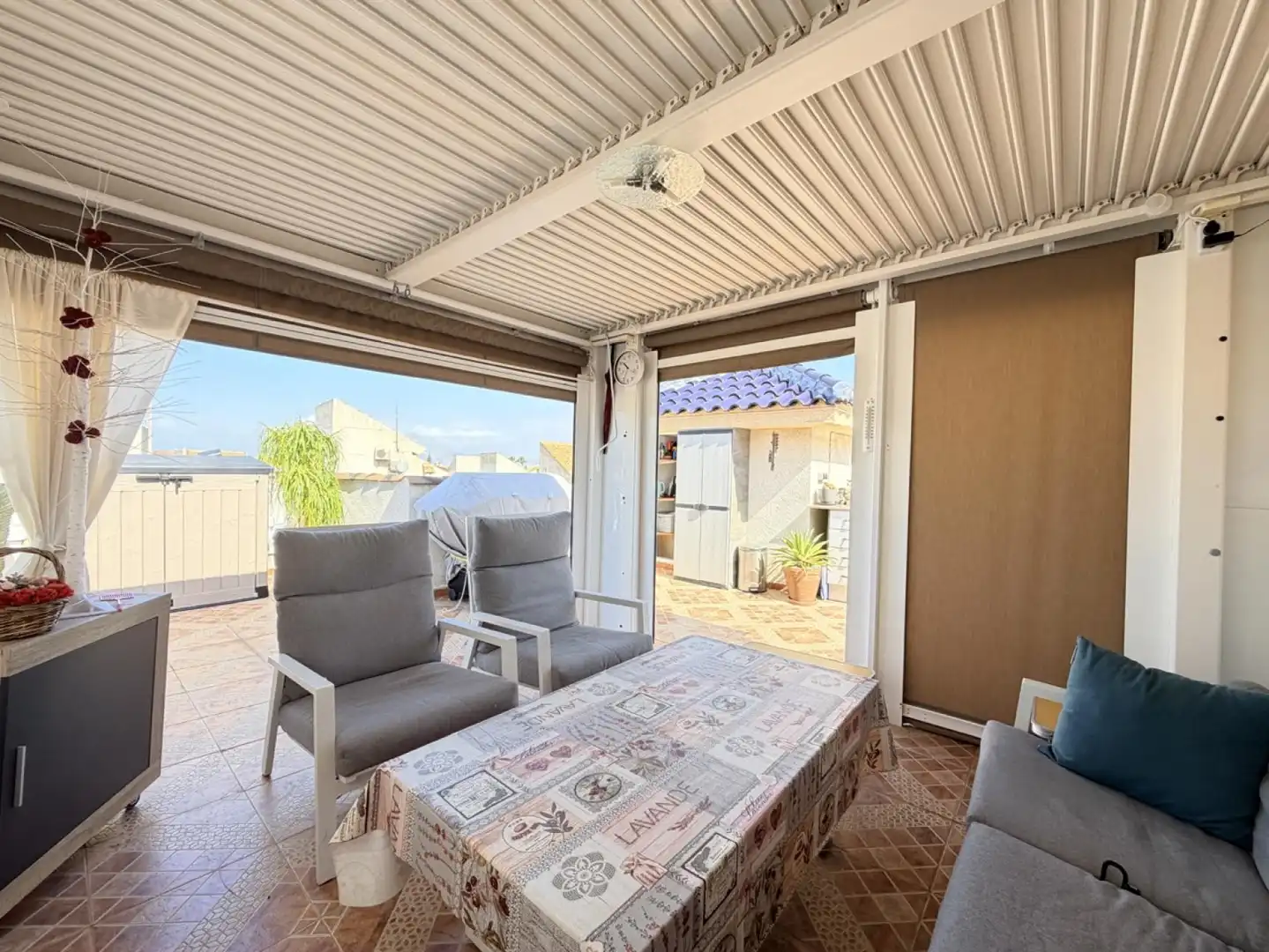 Terrasse von Einfamilien-Reihenhaus zum Verkauf in Zaragoza