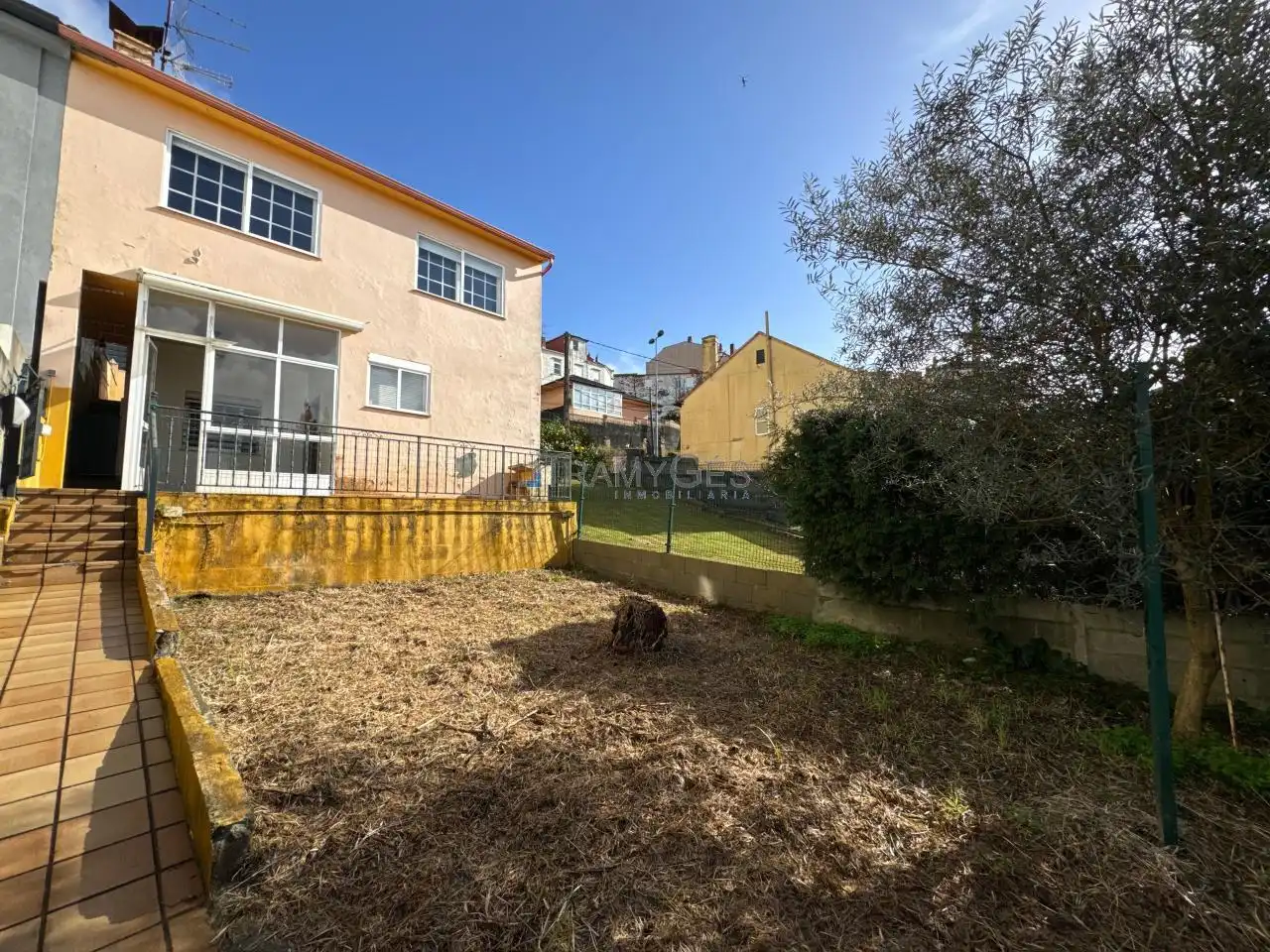 Vista exterior de Casa o chalet en venta en Vigo  con Calefacción, Jardín privado y Trastero
