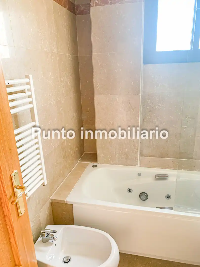 Wohnung zur Miete in Calle Santa Ana, La Flecha - Monasterio del Prado