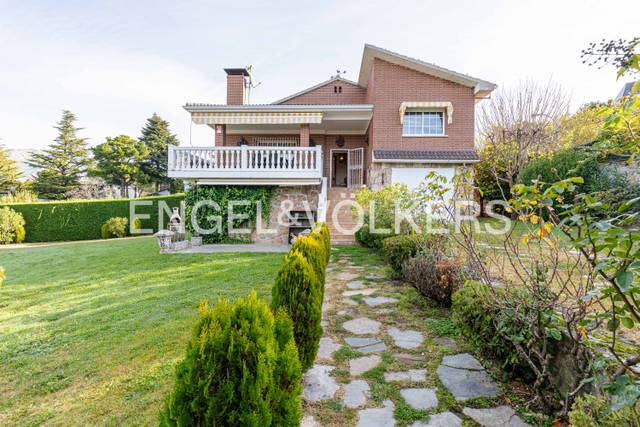 Casa-chalet en Alquiler en Becerril de la Sierra