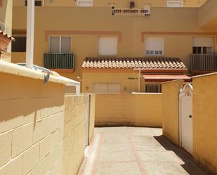 Vista exterior de Casa o xalet de lloguer en El Puerto de Santa María amb Aire condicionat, Moblat i Forn