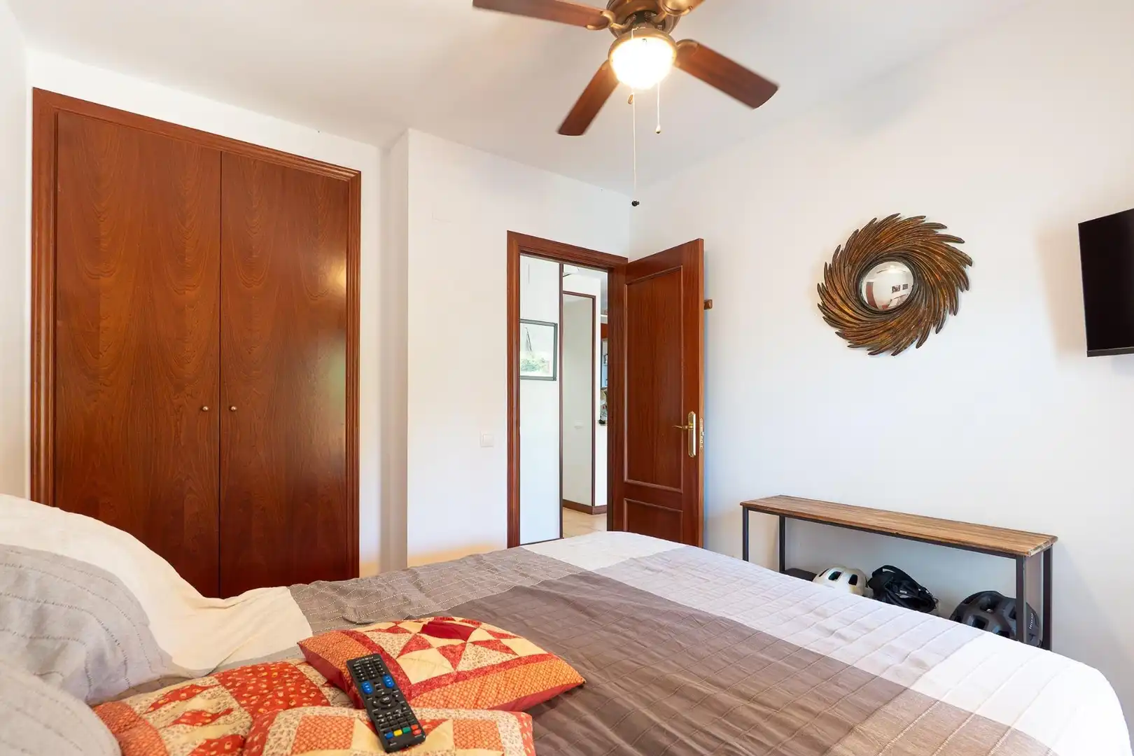 Schlafzimmer von Erdgeschoss zum Verkauf in Amposta mit Terrasse, Abstellraum und Möbliert