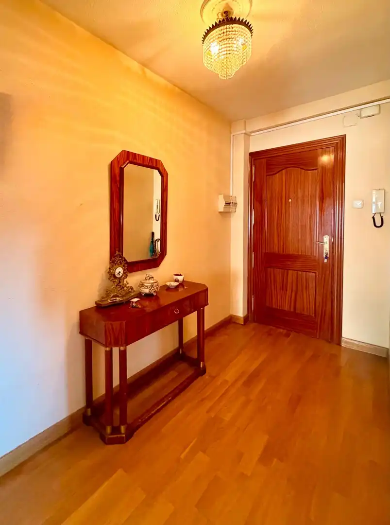 Flat for sale in Granada  with Furnished