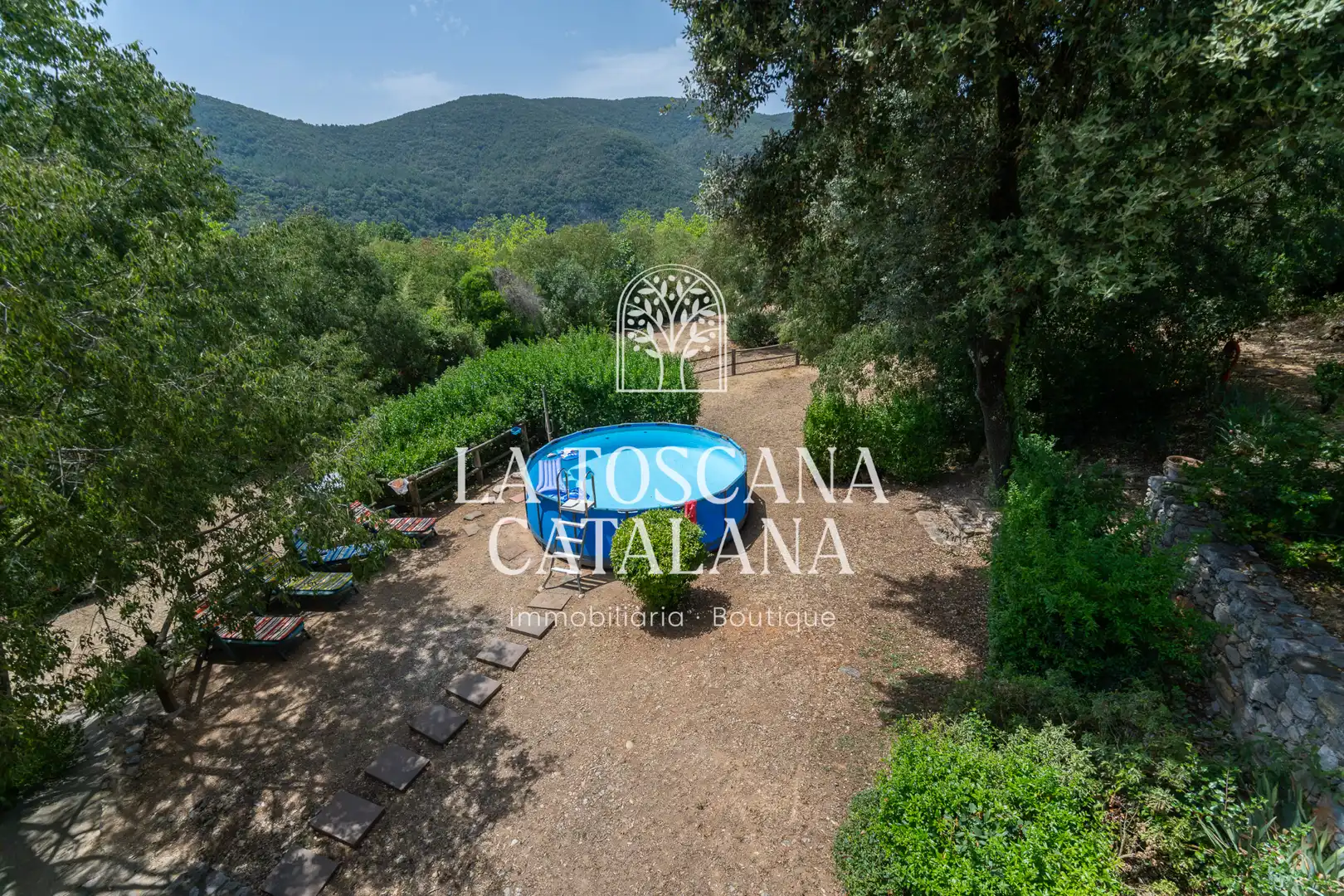 Jardín de Finca rústica en venta en Sales de Llierca con Aire acondicionado, Calefacción y Jardín privado