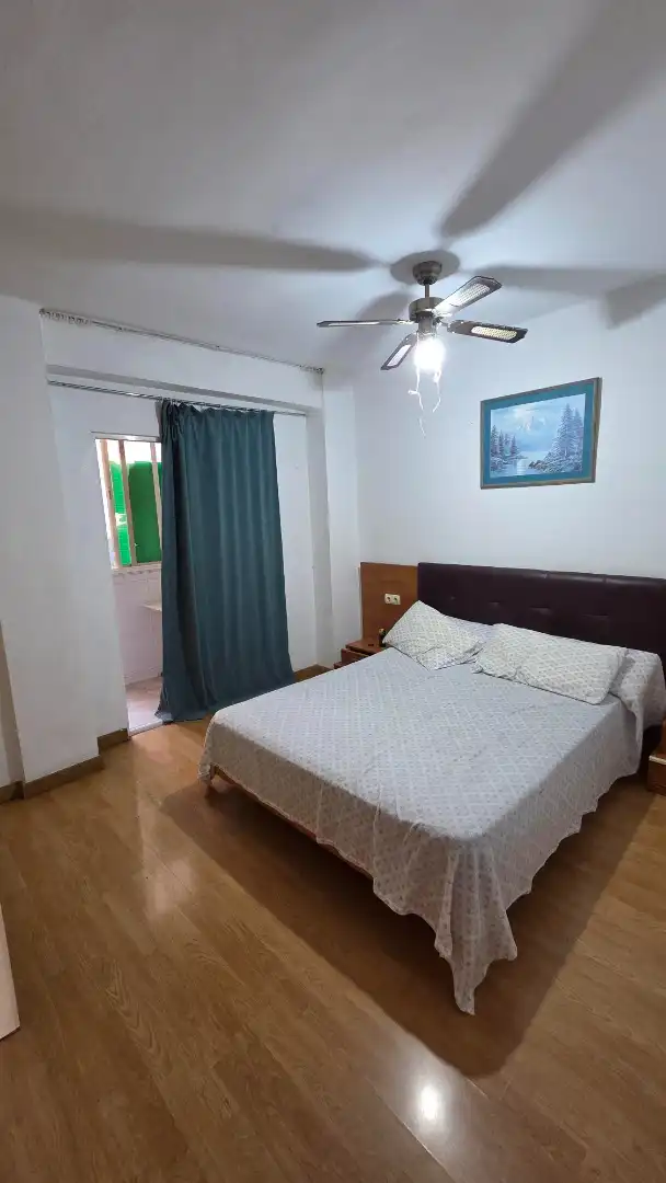 Habitación de Piso en venta en Valencia con Aire acondicionado y Balcón