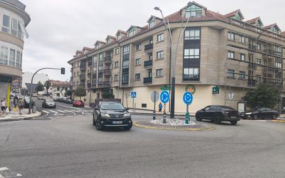 Vista exterior de Pis en venda en Ames amb Calefacció, Forn i Rentadora
