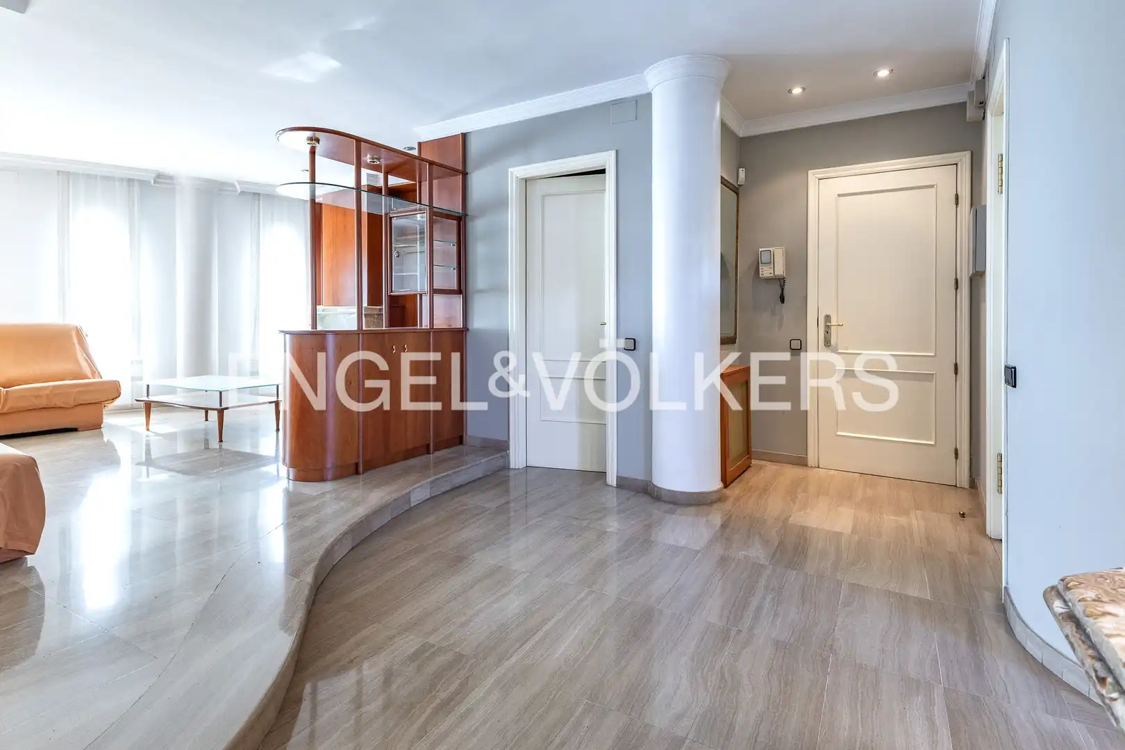 Piso en venta en Barcelona con Aire acondicionado, Calefacción y Terraza