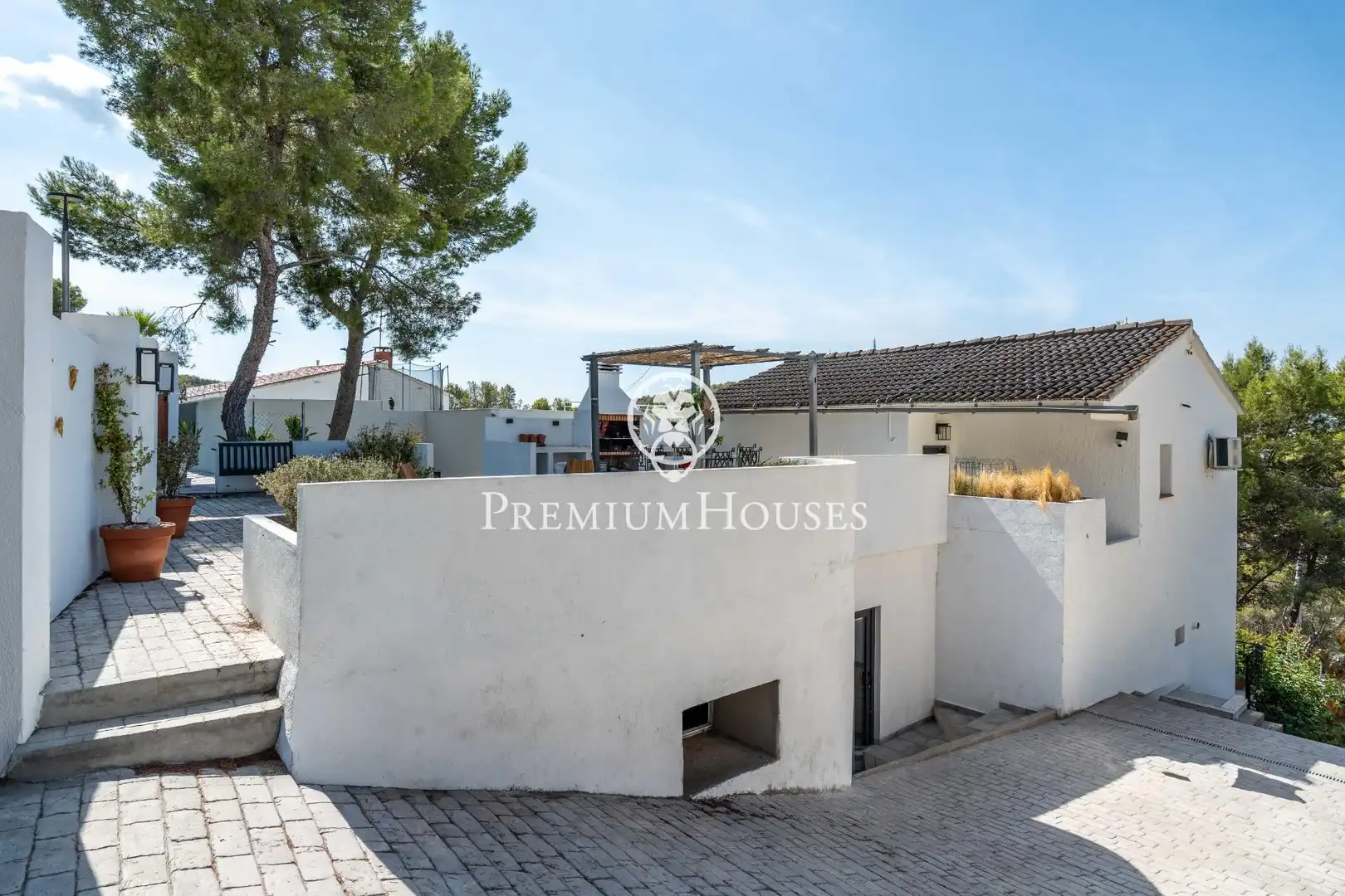 Terrassa de Casa o xalet en venda en Sant Pere de Ribes amb Aire condicionat, Calefacció i Jardí privat