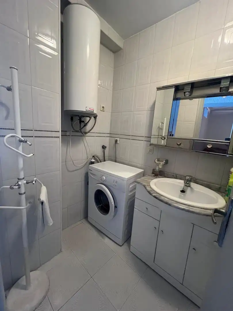 Baño de Apartamento en venta en Benidorm con Terraza y Amueblado