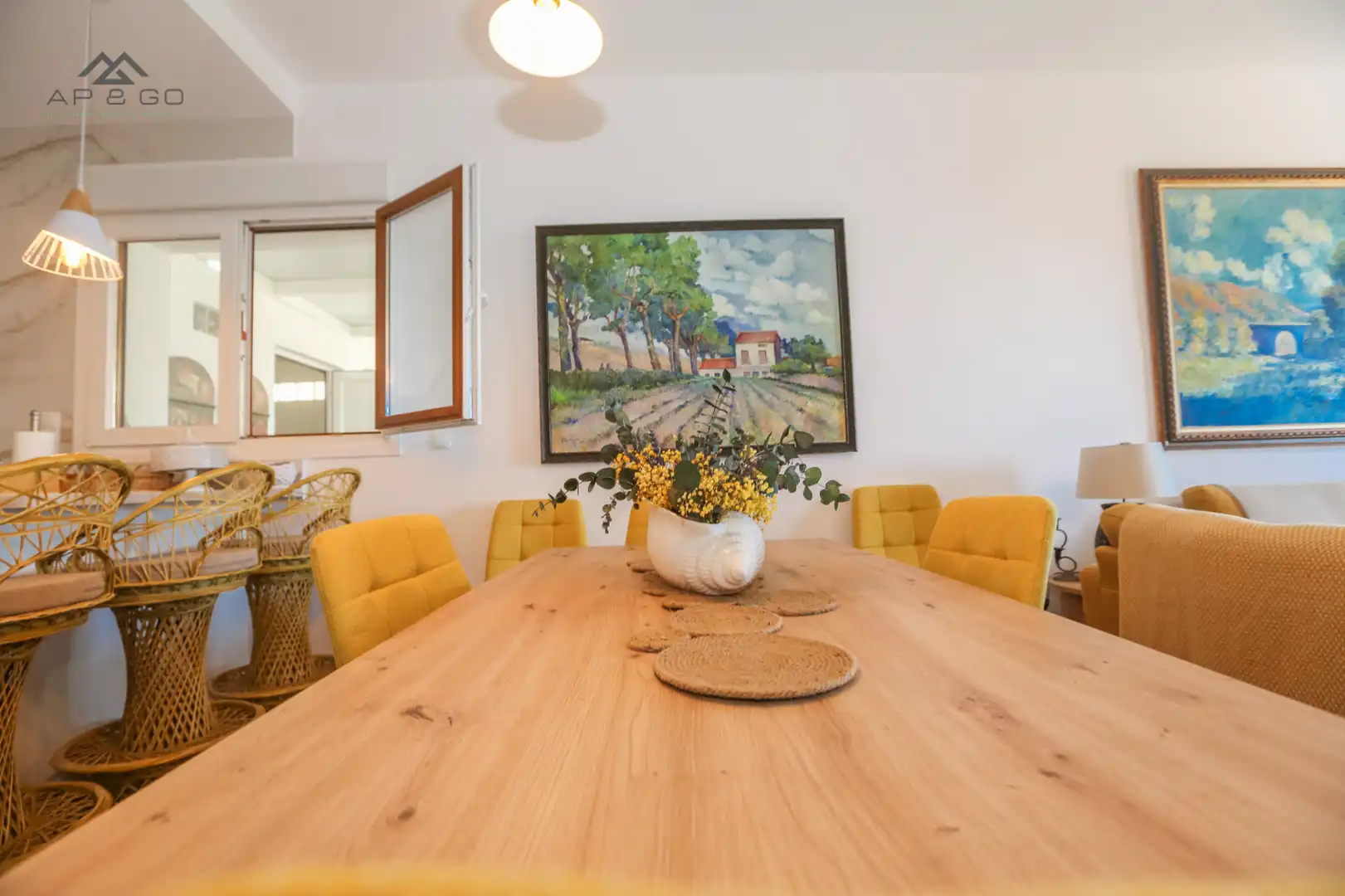 Menjador de Casa o xalet de lloguer en Almuñécar amb Aire condicionat, Jardí privat i Terrassa