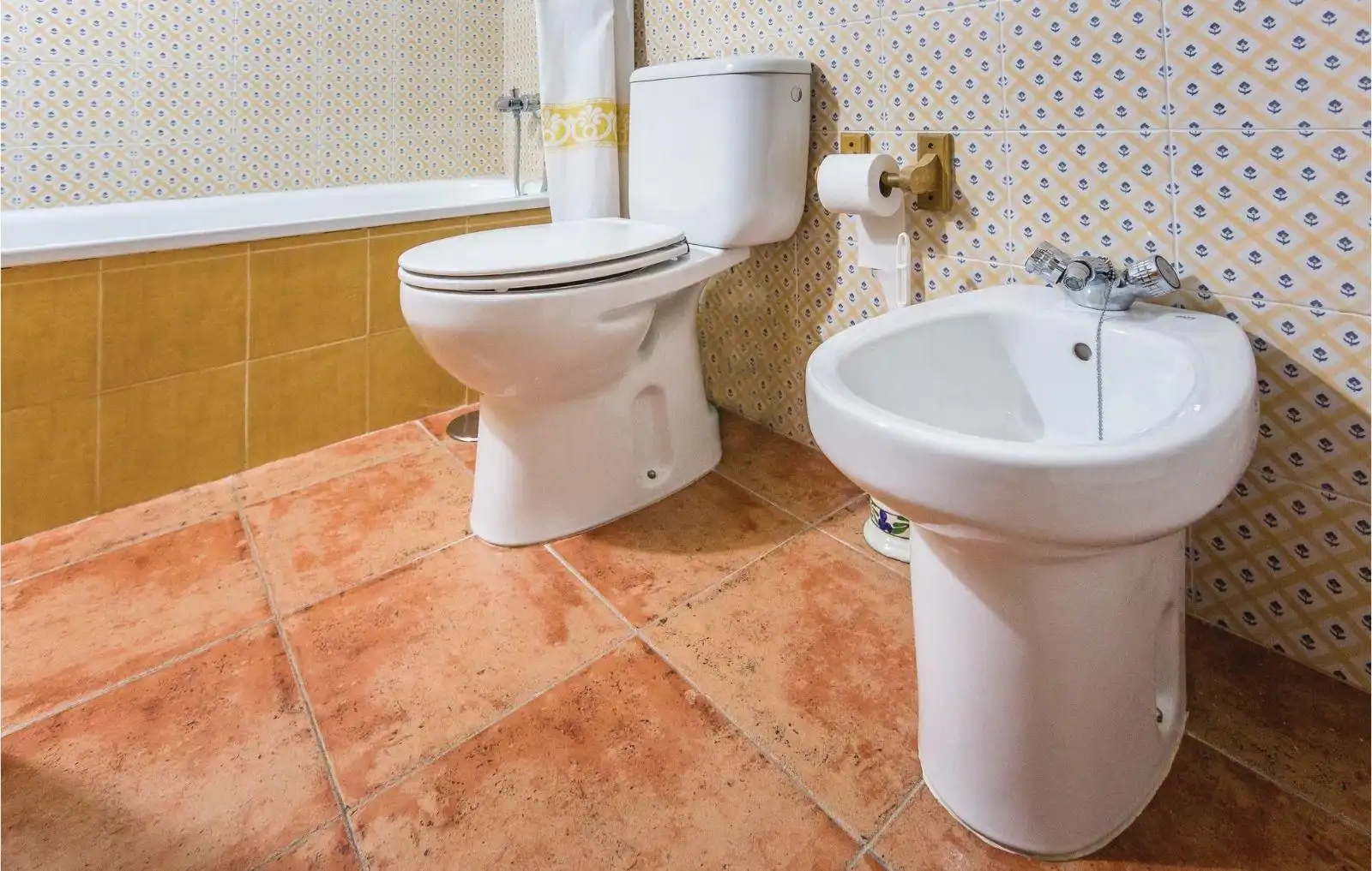 Bathroom of Houses for sale in Málaga  with Private garden, Swimming Pool and Furnished
