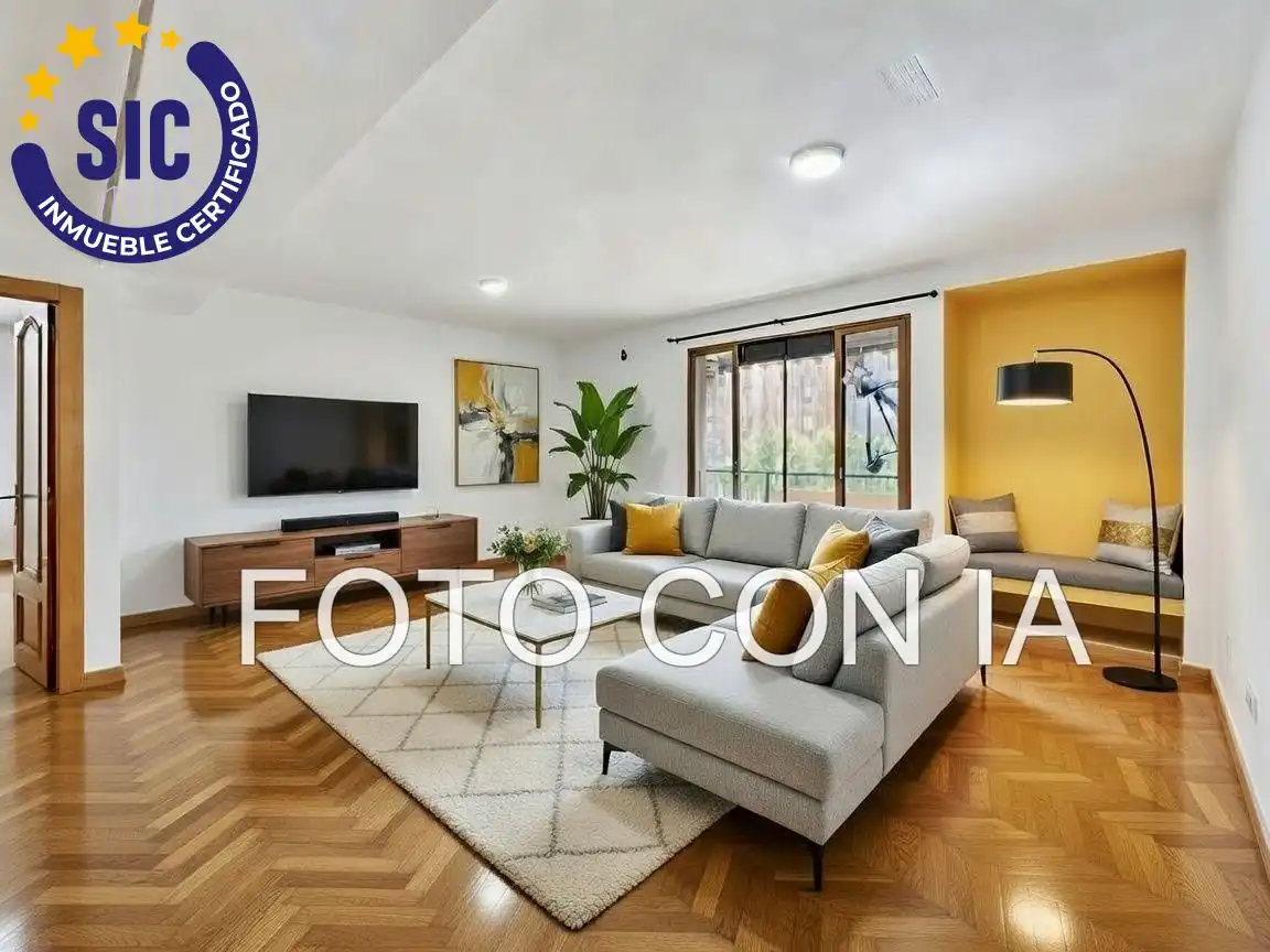 Piso con terraza en venta en Calle PACO PIERRA, imagen 4