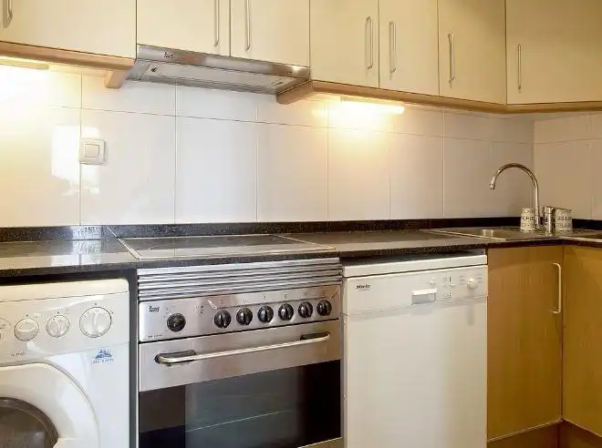 Cocina de Piso en venta en Barcelona con Aire acondicionado y Balcón
