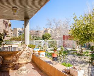 Jardí de Casa adosada en venda en  Zaragoza Capital amb Aire condicionat, Calefacció i Jardí privat