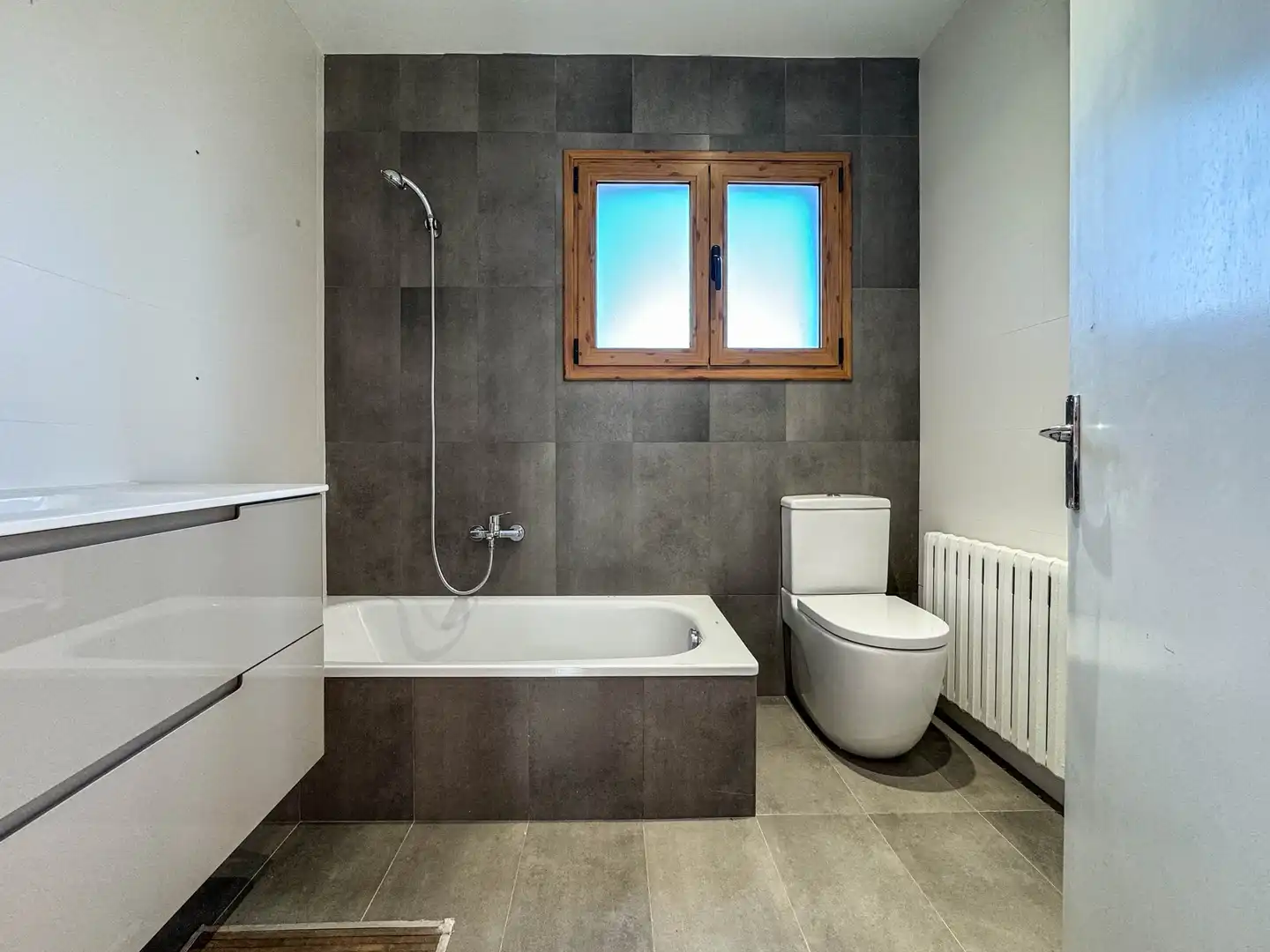 Detached house with terrace for sale in carrer Font de Nerola, imagen 13