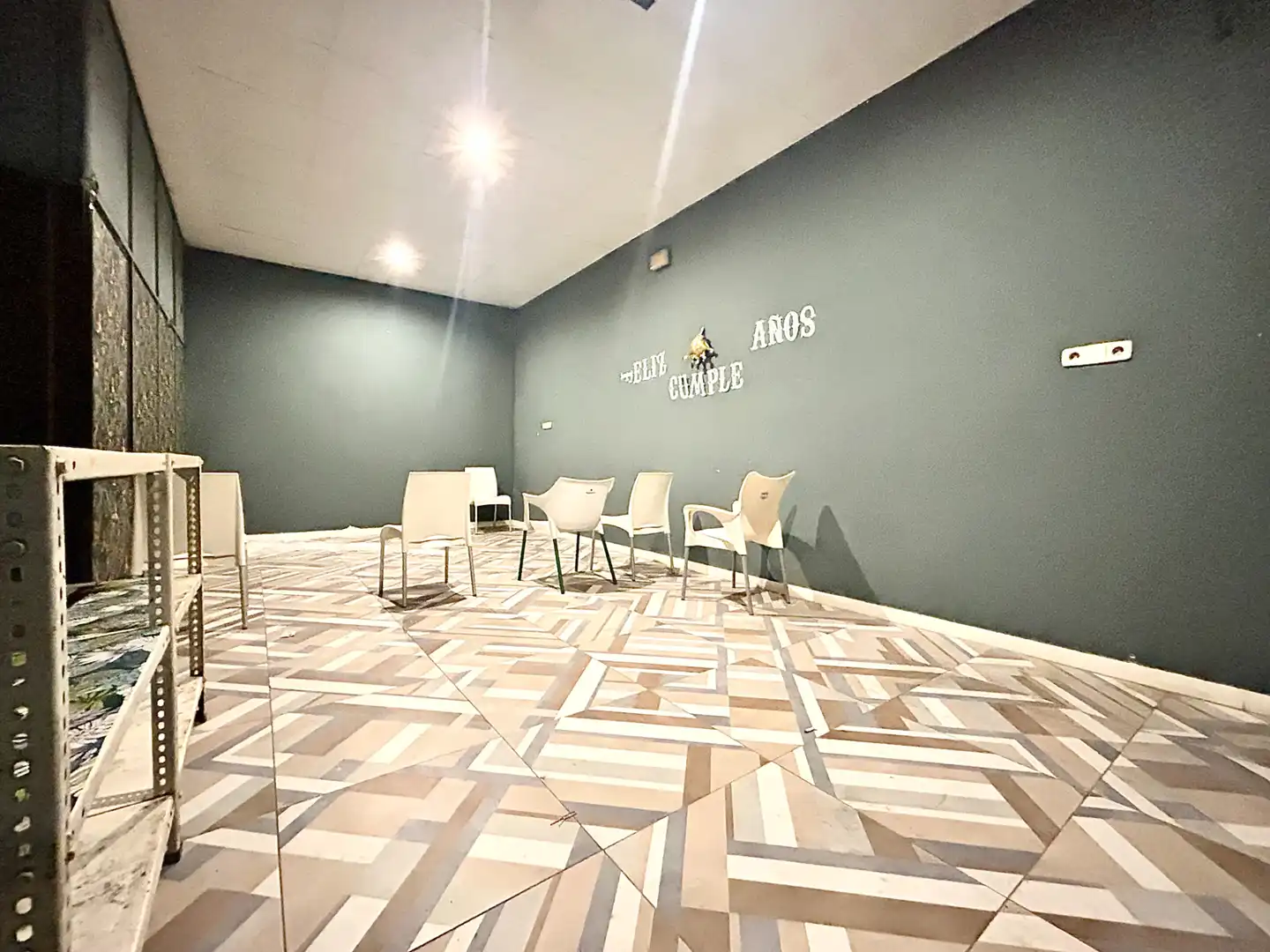 Local en venta en Valencia con Aire acondicionado