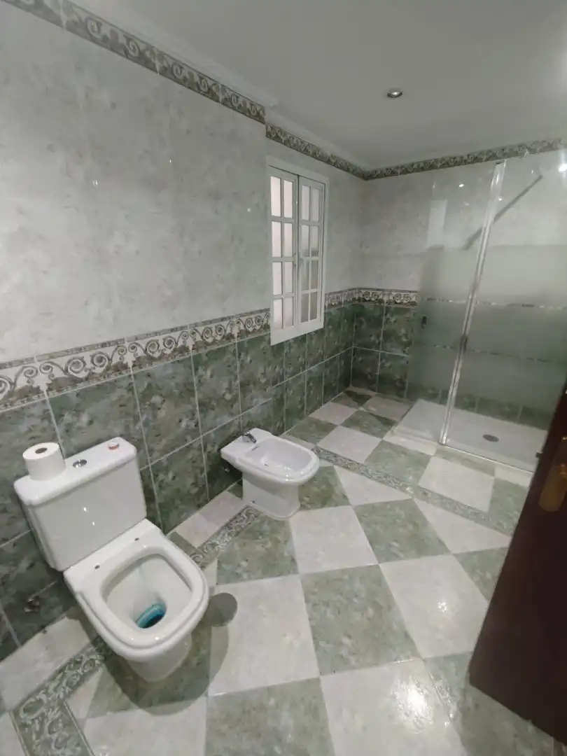 Baño de Piso en venta en Cádiz