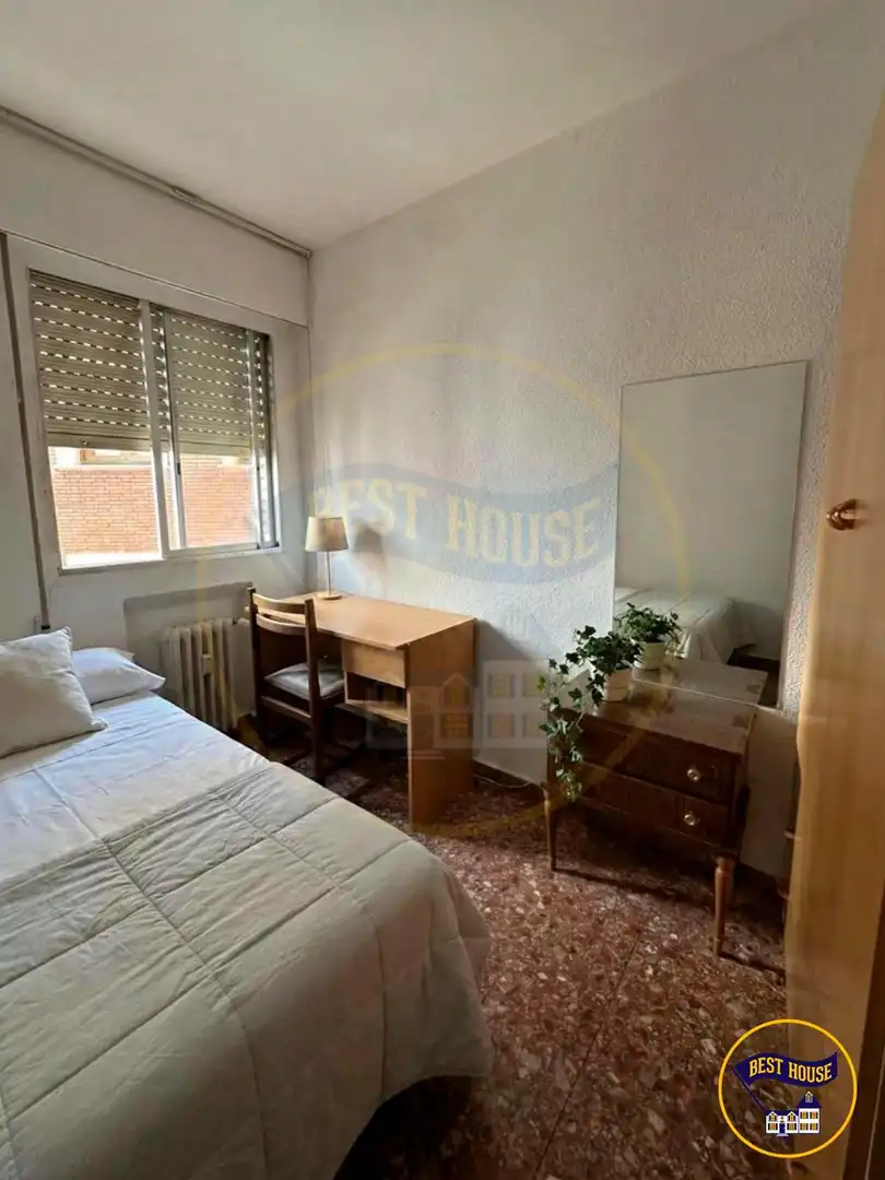 Dormitori de Pis en venda en Cuenca amb Calefacció i Terrassa