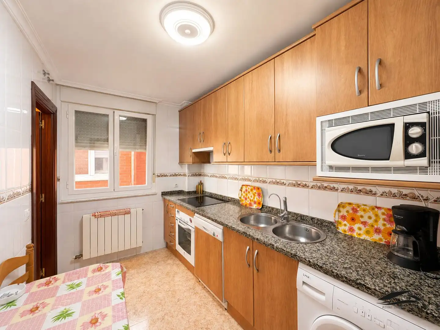 Kitchen of Houses for sale in Aldealengua  with Air Conditioner, Heating and Furnished