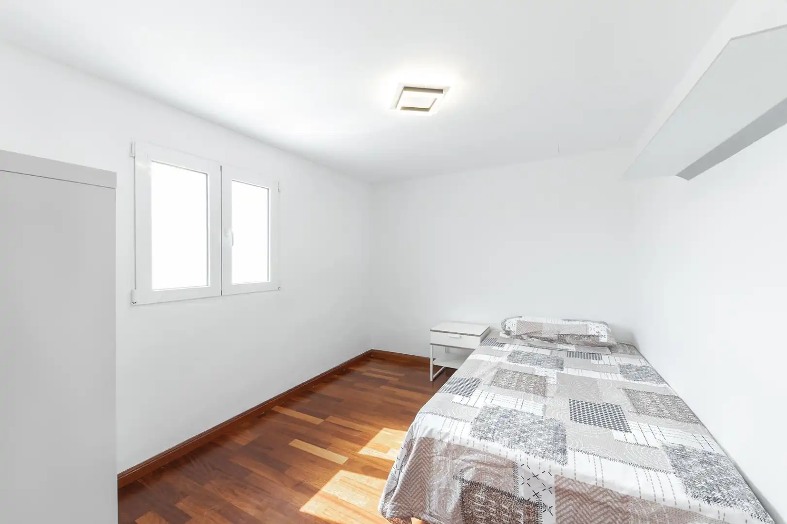 Schlafzimmer von Einfamilien-Reihenhaus zur Miete in Campos mit Klimaanlage, Heizung und Parkett