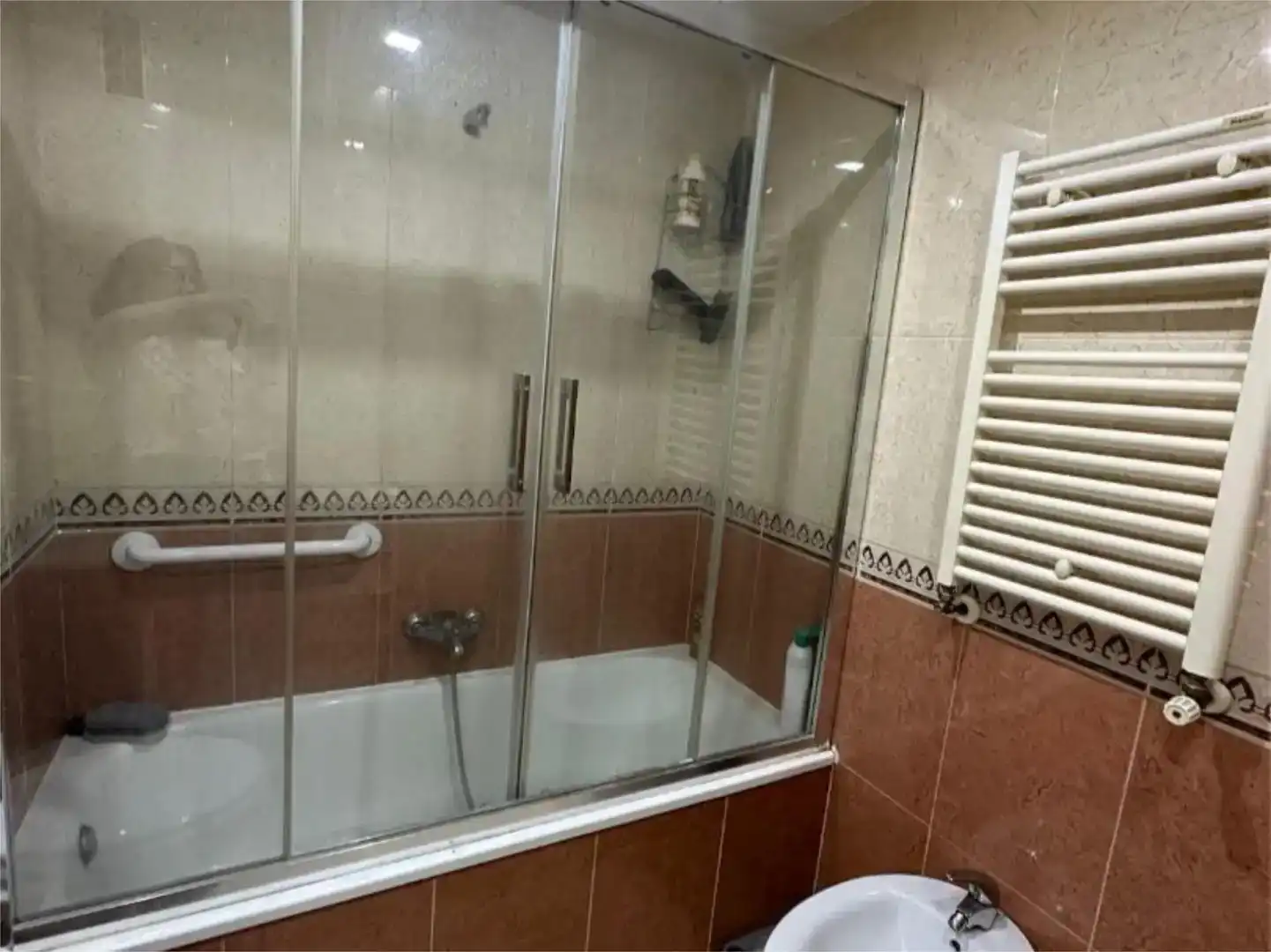 Bathroom of Flat for rent in Cuenca Capital  with Swimming Pool and Balcony