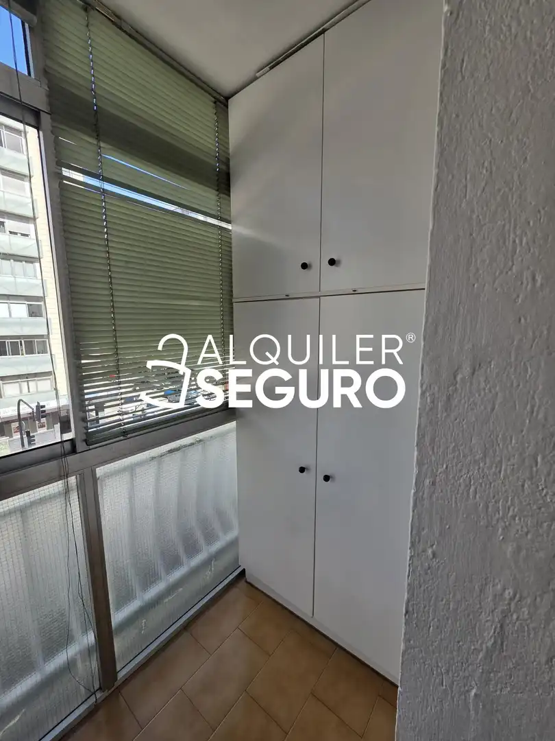 Piso de alquiler en Burgos con Calefacción, Terraza y Amueblado