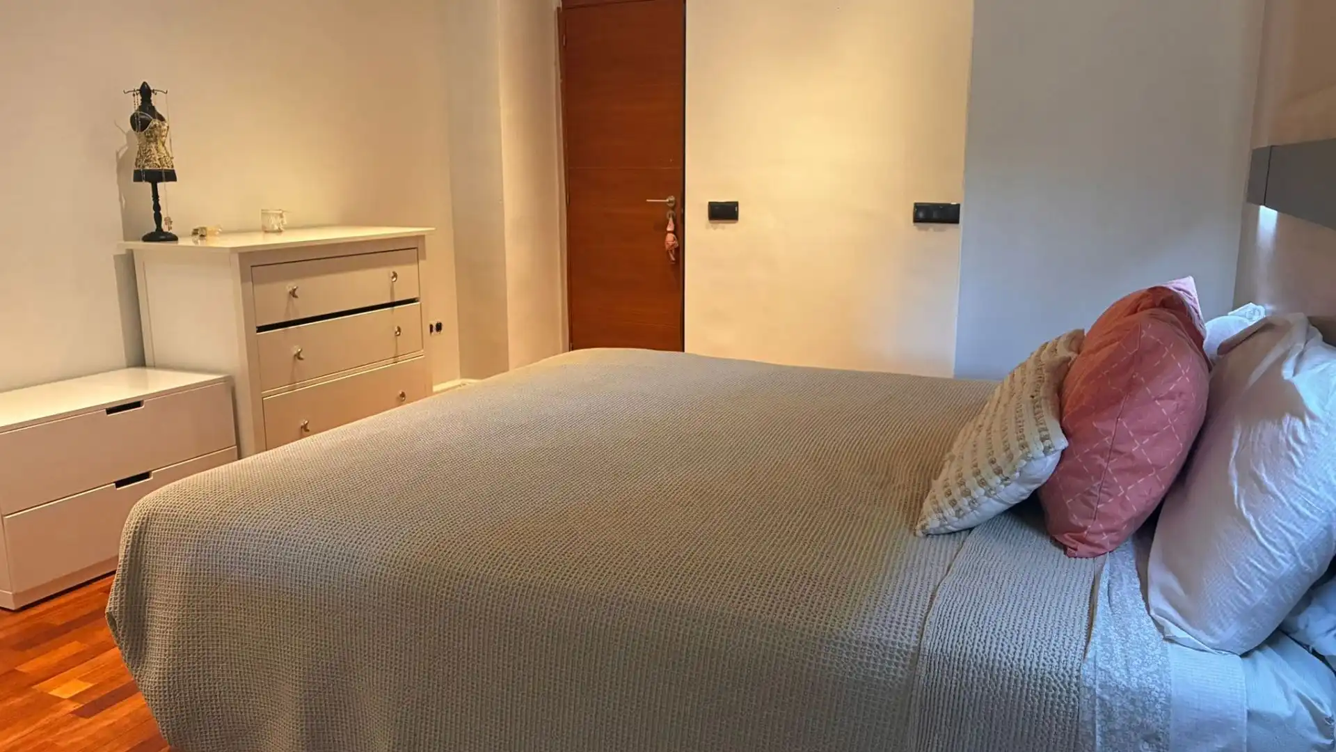 Habitación de Piso en venta en Lleida con Aire acondicionado y Calefacción