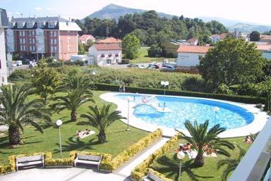 Swimming pool of Flat for sale in Colindres  with Heating, Terrace and Community pool