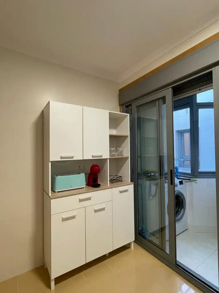 Cuina de Pis de lloguer en Cambados amb Parquet, Moblat i Forn