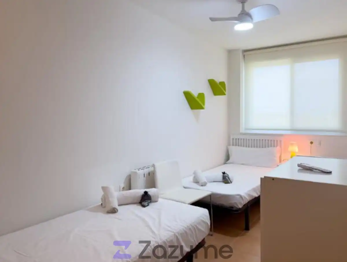 Habitación de Ático de alquiler en Sagunto / Sagunt con Aire acondicionado, Calefacción y Terraza