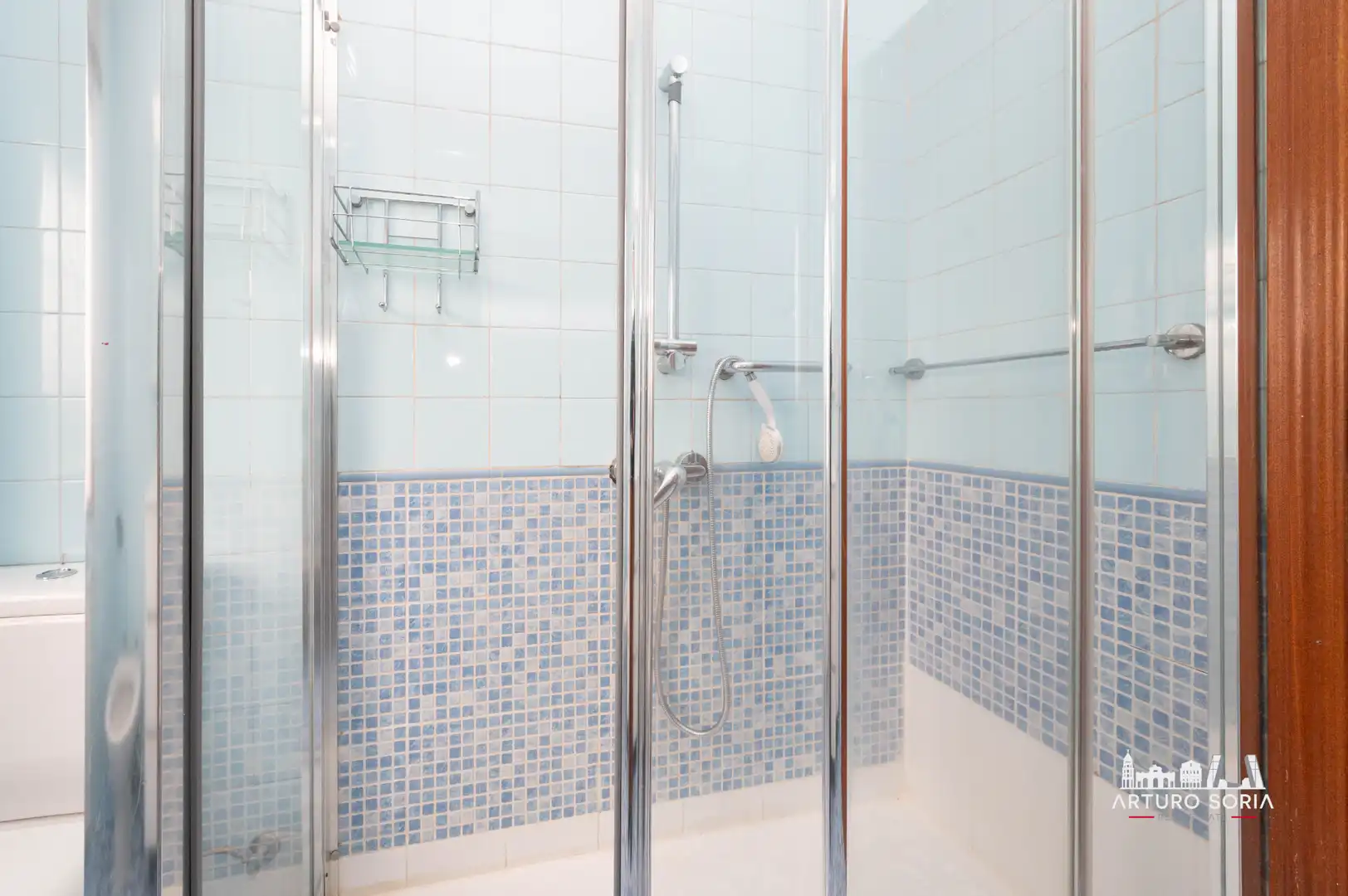 Baño de Piso en venta en Madrid con Calefacción y Terraza