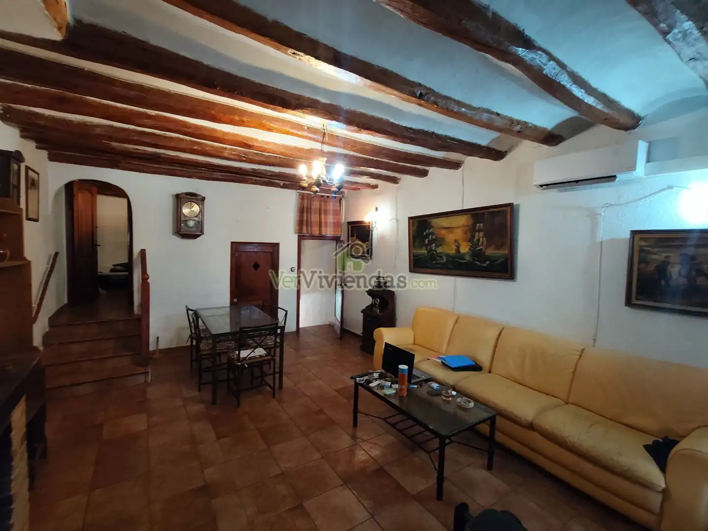 Sala de estar de Casa adosada en venta en Sant Esteve Sesrovires, Barcelona