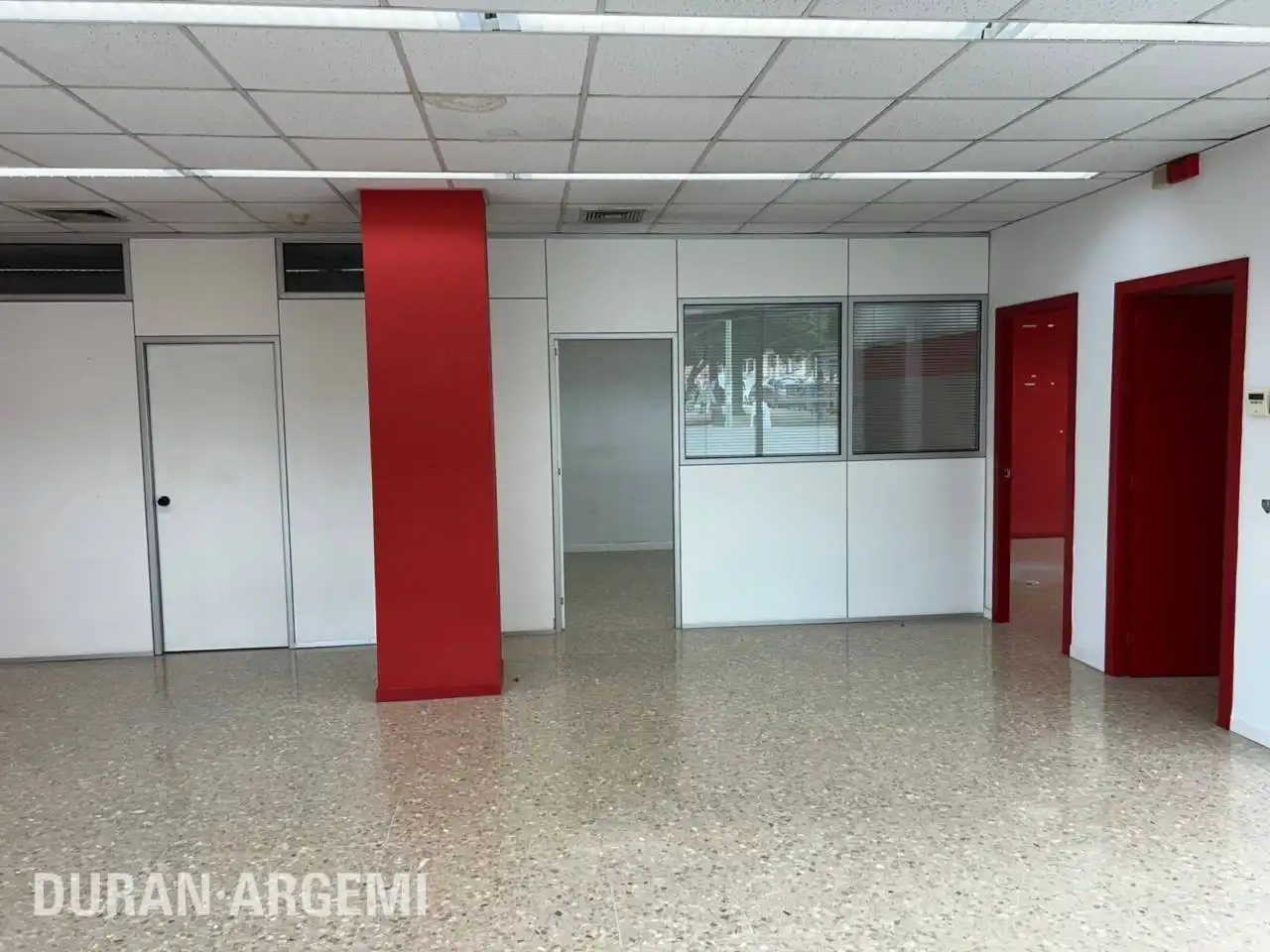 Geschaftsraum zur Miete in Terrassa