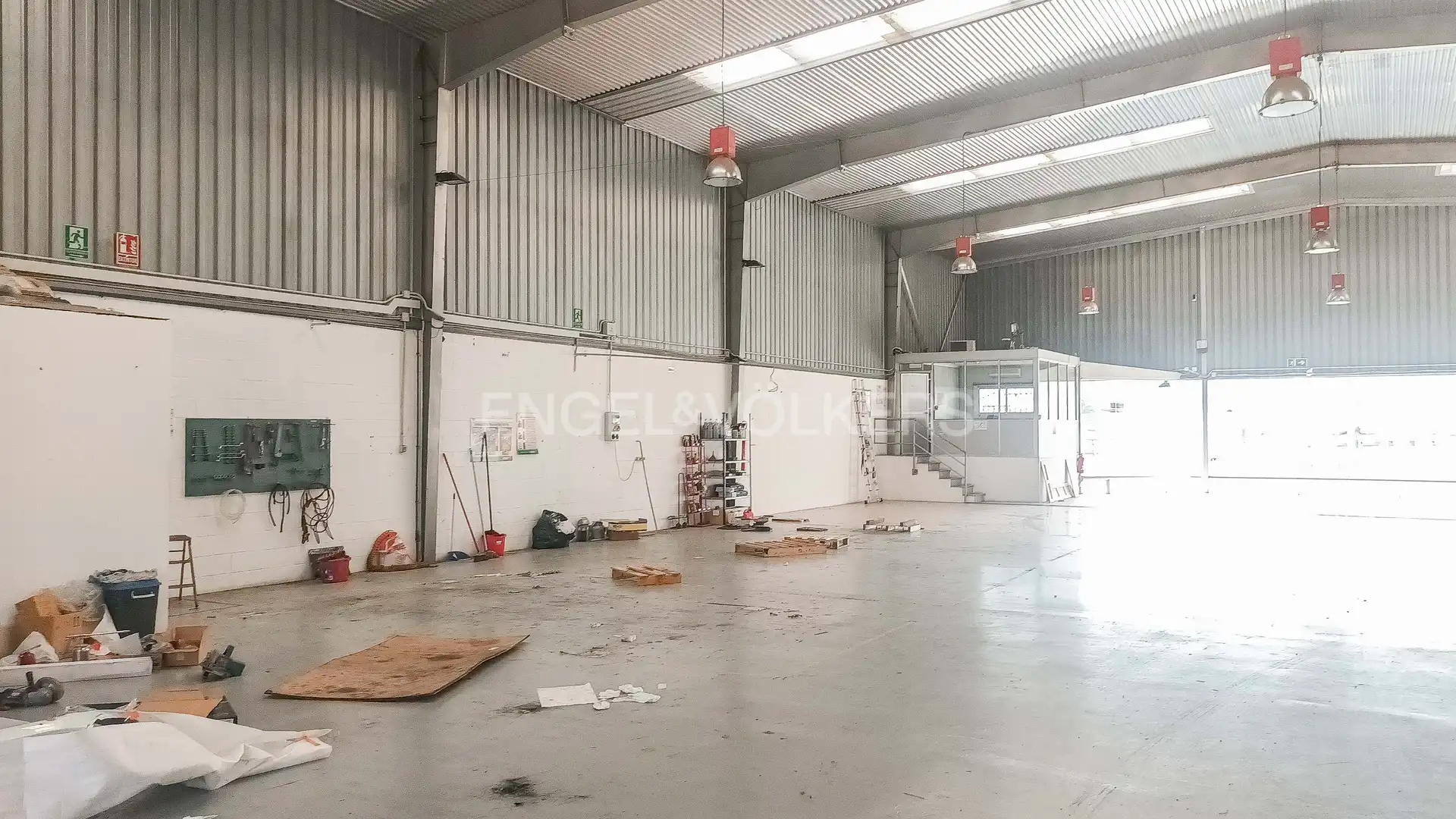 Nau industrial en venda a Sant Esteve Sesrovires, imagen 9
