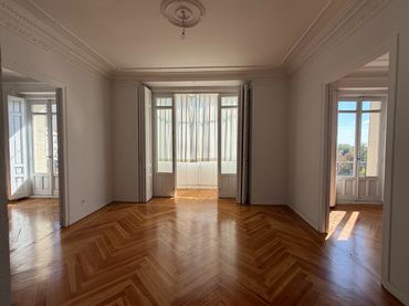 Appartement avec balcon à louer à Calle Alcalá 107