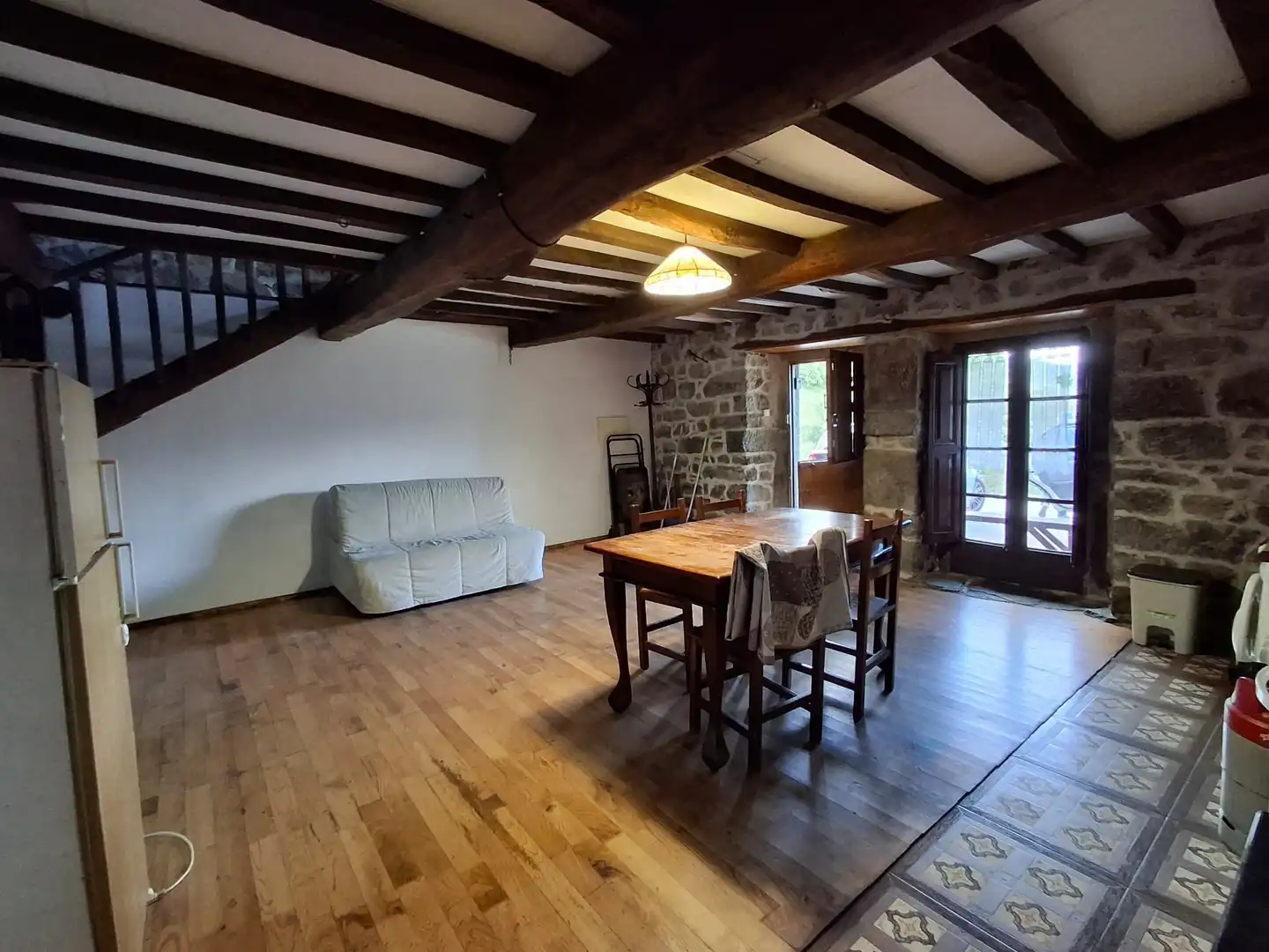Sala d'estar de Casa o xalet en venda en Quirós amb Jardí privat, Terrassa i Balcó