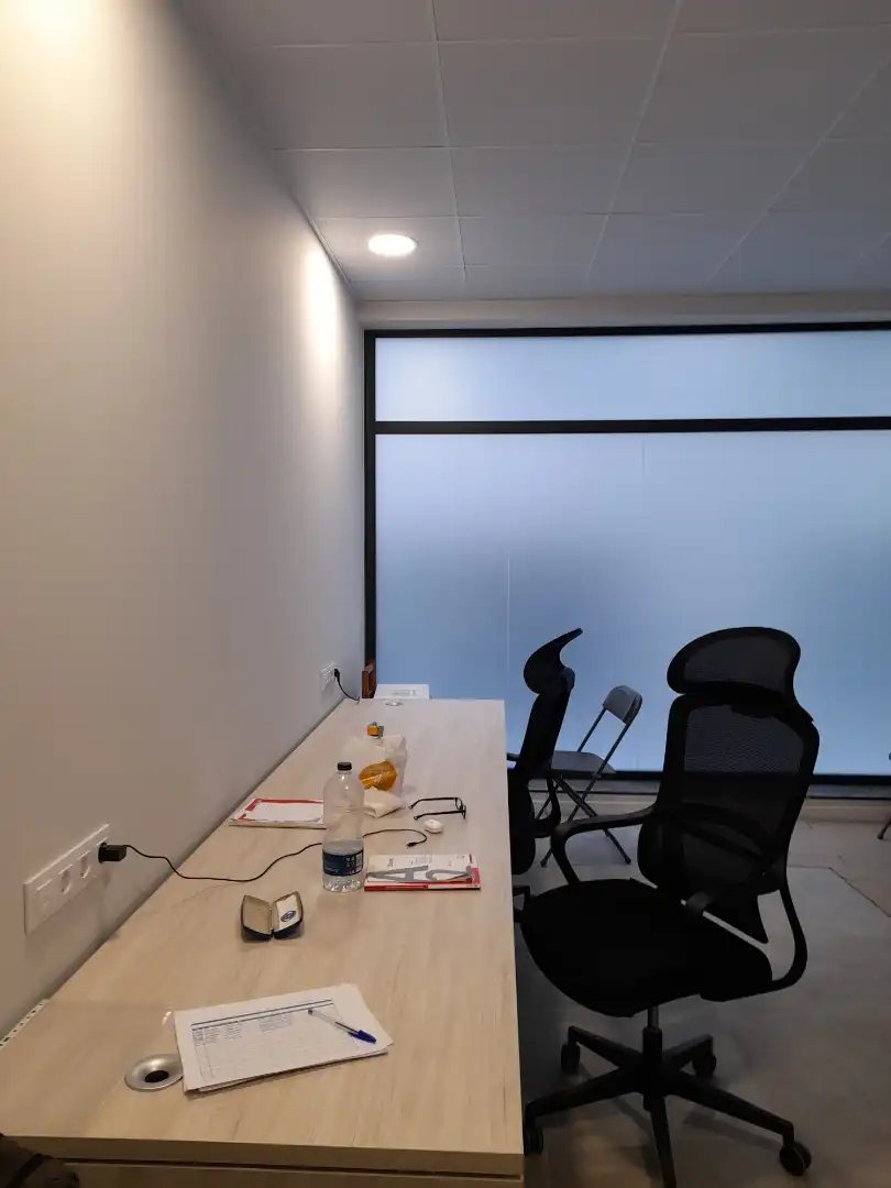 Büro zur Miete in L'Hospitalet de Llobregat mit Klimaanlage, Heizung und Terrasse