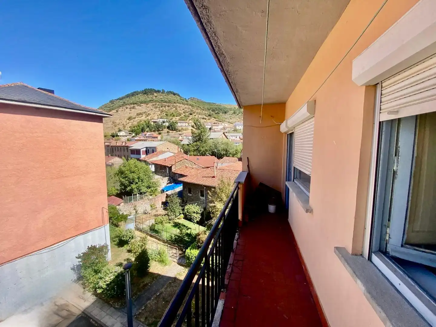 Balcony of Flat for sale in La Pola de Gordón   with Storage room and Furnished