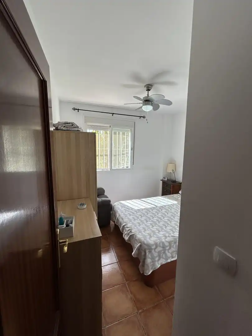 Habitación de Estudio de alquiler en El Garrobo, Sevilla