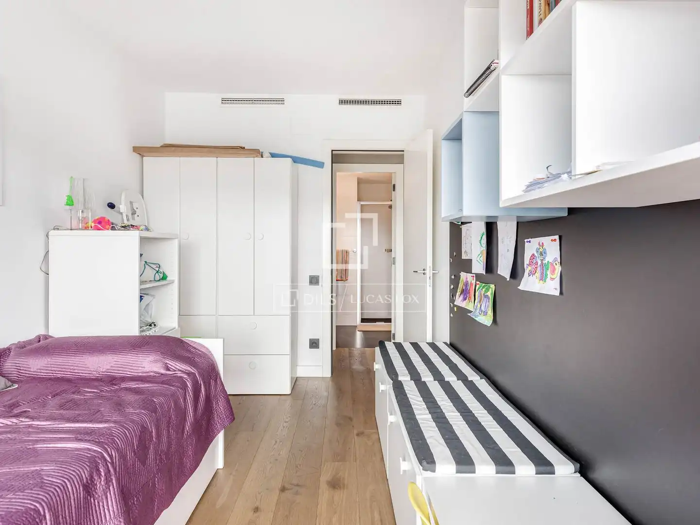 Habitación de Piso en venta en Barcelona con Aire acondicionado, Calefacción y Jardín privado